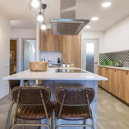Apartment Bell Mar